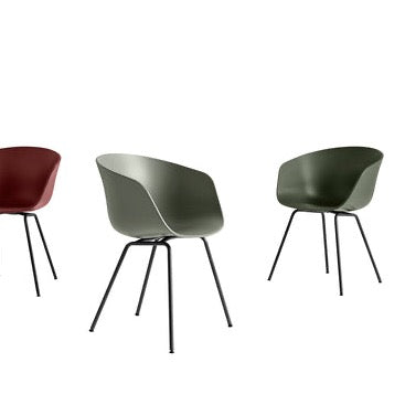 About a chair / AAC26 - zwart stalen onderstel