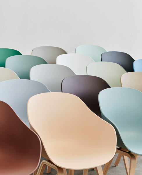 About a chair / AAC 222-226