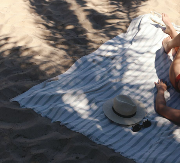 Strandlaken XL - holiday 200 x 200 cm - Place Reservee