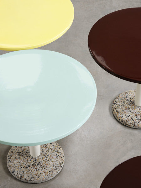 Ceramic table - outdoor tafel