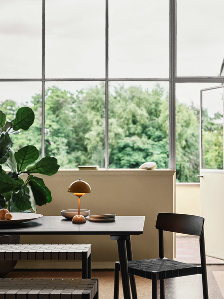 Flowerpot - oplaadbare lamp - Verner Panton