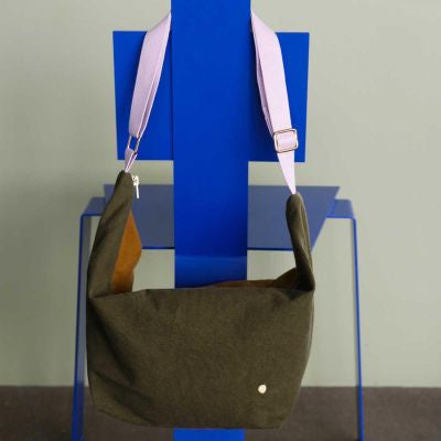 Handtas halve maan - tricolo - iona kale