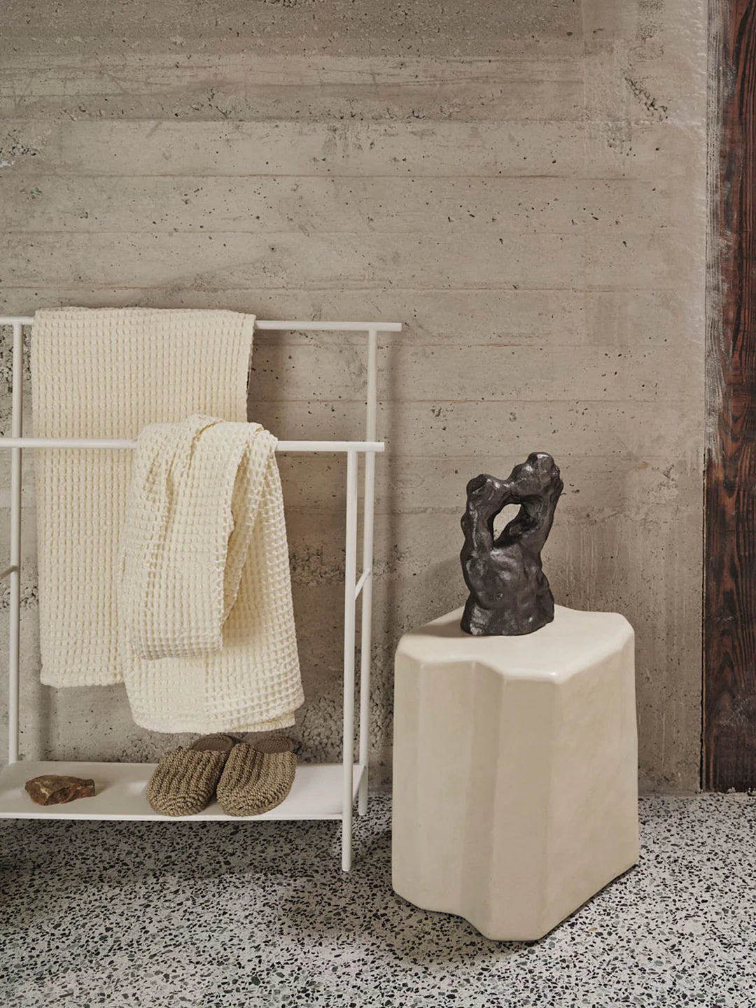 Handdoek rek / Dora towel stand - wit