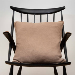 Soft knitted cushion - sand - 50x50cm kussen