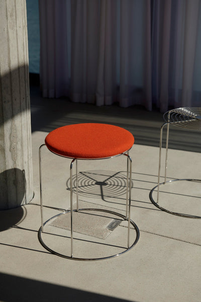 Wire stool - krukje in chroom