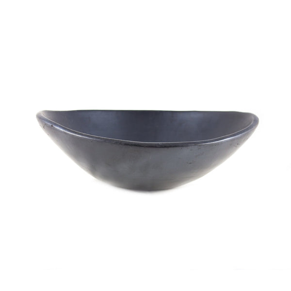 Black pottery - kom met onregelmatige vorm CH125.3