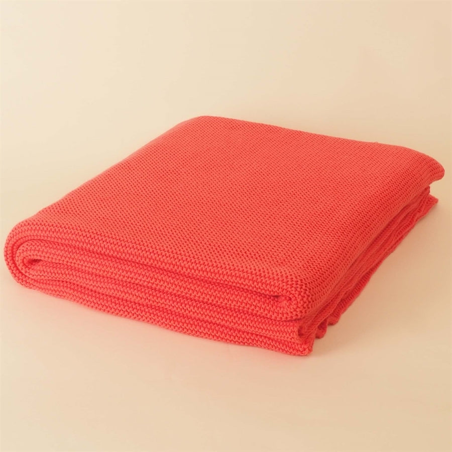 Soft knitted plaid - peach