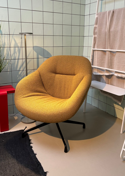 Showroommodel - Hay - eenzit model AAL - olijfgroen