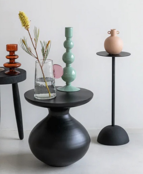 Bijzettafel met bolle voet - S