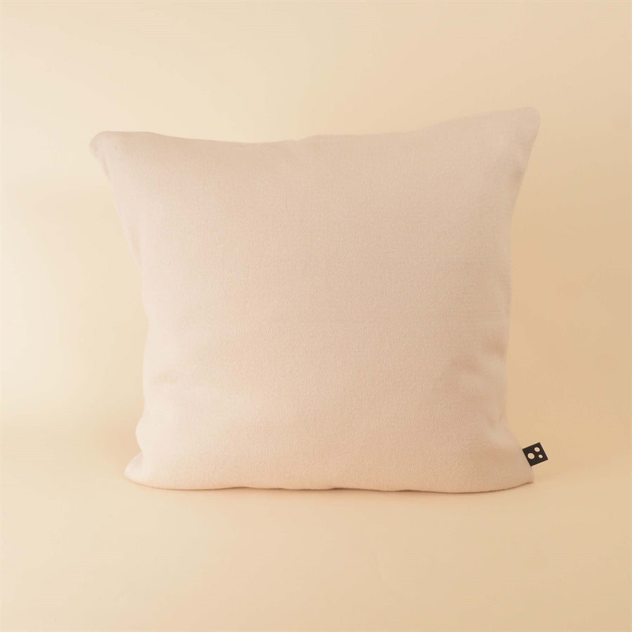 Soft knitted cushion - vanilla - 50x50cm