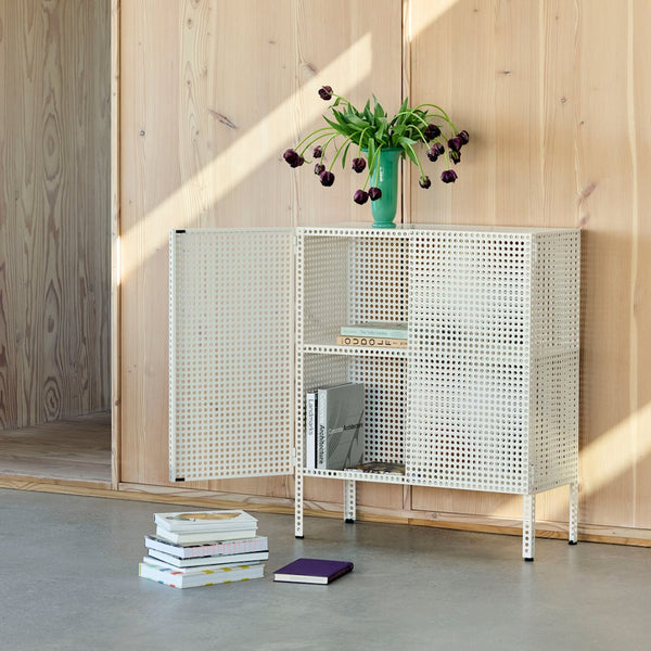 Perforated cabinet - opbergkast - versie op poten