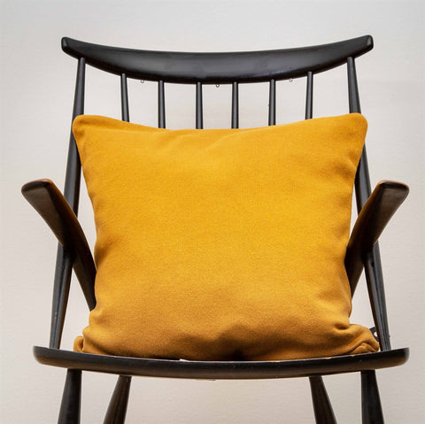 Soft knitted cushion - mustard - 50x50cm