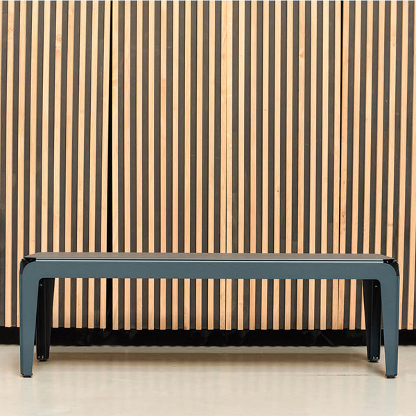 Bended bench - grijsblauw